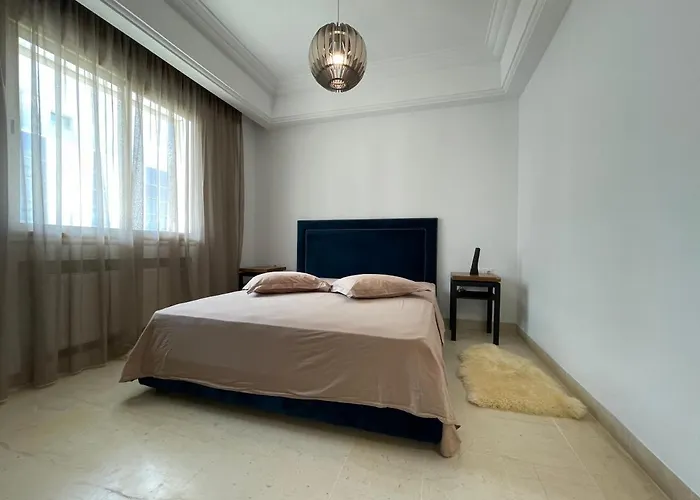 Bright Flat Lac 2 Tunis